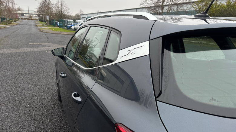 SEAT Arona 1.0 TSI 110 XPERIENCE Lux 5dr Petrol Hatchback